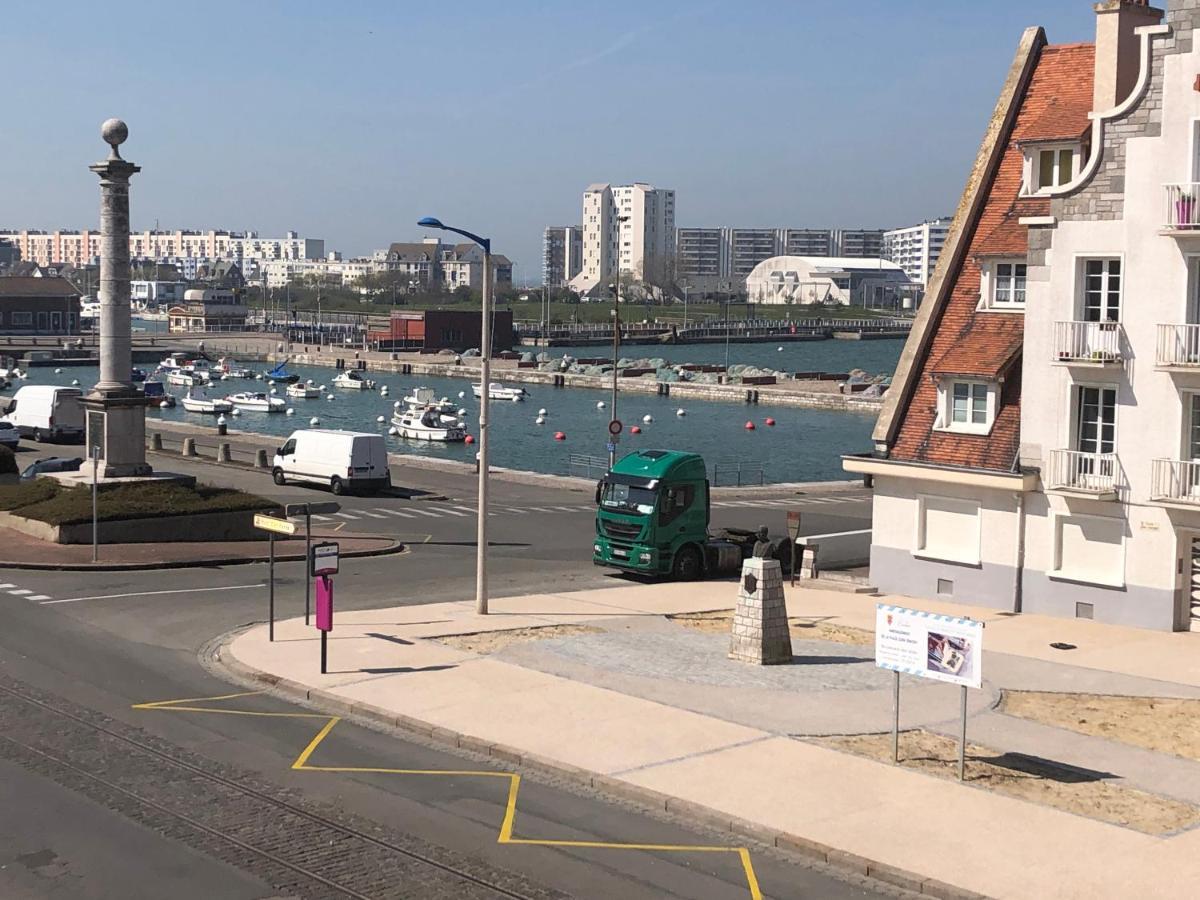 Chambres Privees Calais Ferry-Port-Place D'Armes 外观 照片
